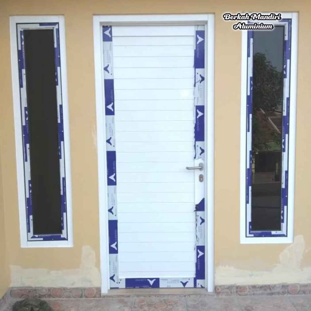 Kusen Pintu Aluminium Cocok untuk Rumah Minimalis Bekasi Kusen Pintu Aluminium Cocok untuk Rumah Minimalis