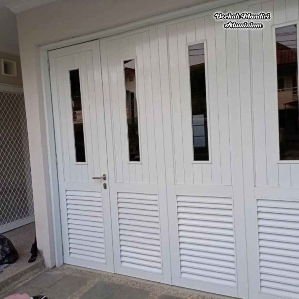 Pintu Lipat Garasi Mobil Depok