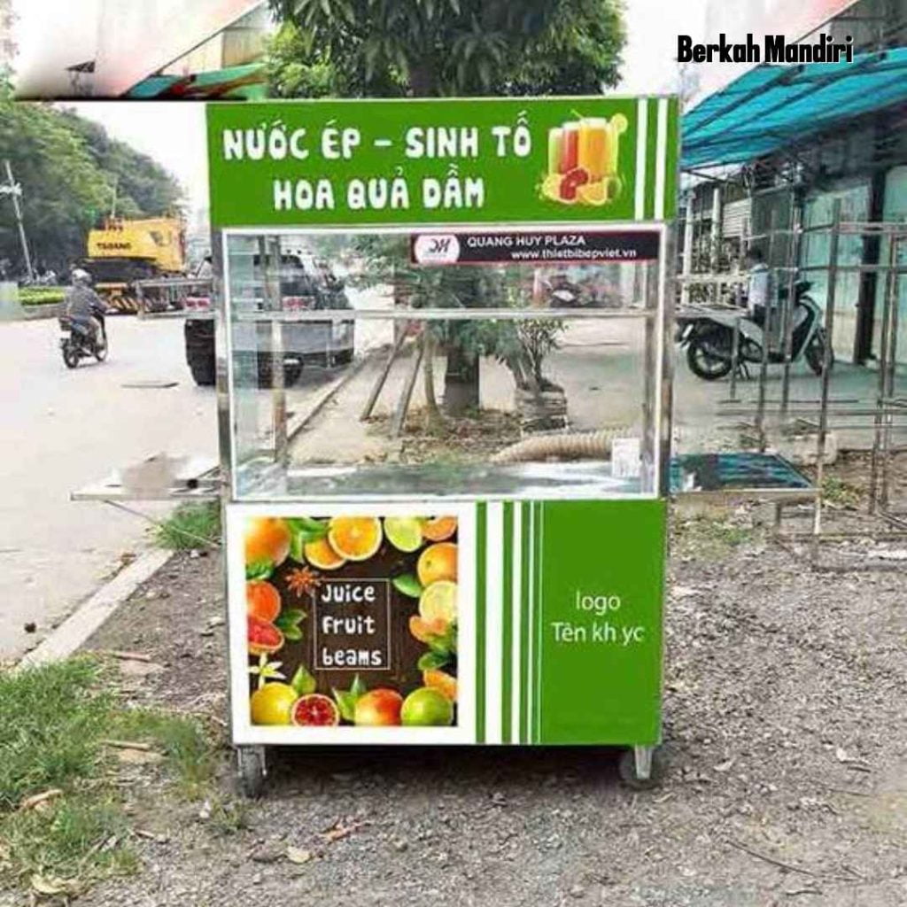 Temukan harga gerobak aluminium kecil terbaru 2024 dari Berkah Mandiri Aluminium. Artikel ini membahas keunggulan produk, faktor yang mempengaruhi harga, serta tips memilih gerobak aluminium berkualitas dengan harga terbaik.Gerobak Aluminium Kekinian untuk Usaha Makanan Kecil: Berkah Mandiri AluminiumPendahuluanGerobak aluminium kecil semakin populer di kalangan pelaku usaha makanan dan minuman kecil. Bukan hanya menawarkan mobilitas yang tinggi, tetapi gerobak aluminium juga memberikan kesan modern dan profesional. Keunggulan material aluminium, yang tahan karat dan ringan, membuatnya menjadi pilihan utama bagi mereka yang ingin memulai bisnis dengan modal terbatas. Namun, penting bagi para pengusaha untuk memilih gerobak yang tidak hanya berkualitas, tetapi juga sesuai dengan anggaran yang dimiliki.Di tengah persaingan pasar yang ketat, Berkah Mandiri Aluminium hadir sebagai solusi dengan menawarkan gerobak aluminium kecil berkualitas tinggi dengan harga yang terjangkau. Artikel ini akan membahas secara mendetail tentang harga gerobak aluminium kecil terbaru tahun 2024, keunggulan produk dari Berkah Mandiri Aluminium, serta tips memilih gerobak yang tepat untuk kebutuhan bisnis Anda.Harga Gerobak Aluminium Kecil Terbaru 2024Apa Itu Gerobak Aluminium Kecil?Gerobak aluminium kecil adalah solusi praktis untuk berbagai jenis usaha kecil, seperti jualan makanan ringan, minuman, atau barang lainnya. Gerobak ini dirancang agar mudah dipindahkan dan ditempatkan di berbagai lokasi strategis, seperti pinggir jalan, pasar, atau tempat wisata. Selain memiliki desain yang kompak, gerobak aluminium juga tahan terhadap cuaca ekstrem, berkat sifat alami aluminium yang anti karat dan tahan lama.Gerobak jenis ini umumnya memiliki dimensi sekitar 100 cm hingga 150 cm, membuatnya ideal untuk usaha skala kecil hingga menengah. Beberapa gerobak dilengkapi dengan fitur tambahan seperti rak penyimpanan, atap pelindung, dan roda yang kuat, sehingga memudahkan dalam operasional sehari-hari.Faktor yang Mempengaruhi Harga Gerobak Aluminium KecilMaterial AluminiumSalah satu faktor utama yang mempengaruhi harga gerobak adalah material yang digunakan. Aluminium dikenal sebagai bahan yang ringan namun kuat, serta memiliki ketahanan tinggi terhadap karat. Meskipun aluminium lebih mahal dibandingkan besi atau kayu, namun investasi dalam bahan ini akan memberikan keuntungan jangka panjang dalam hal keawetan produk.Ukuran dan Kapasitas (Ukuran 100 cm)Ukuran gerobak juga berpengaruh pada harganya. Gerobak aluminium kecil dengan ukuran standar 100 cm biasanya lebih terjangkau dibandingkan dengan gerobak yang lebih besar. Namun, kapasitas penyimpanan dan fitur tambahan juga menjadi pertimbangan penting. Ukuran ini cocok untuk usaha kecil atau pedagang keliling yang mengutamakan kepraktisan dan efisiensi ruang.Desain dan Fitur TambahanDesain gerobak dapat mempengaruhi harga secara signifikan. Gerobak dengan desain ergonomis, yang dilengkapi dengan fitur tambahan seperti kompartemen penyimpanan, atap pelindung, atau sistem roda yang lebih kuat, akan lebih mahal dibandingkan gerobak standar. Fitur tambahan ini penting untuk mendukung kenyamanan dan efisiensi dalam operasional harian.Kisaran Harga Gerobak Aluminium Kecil Terbaru di PasaranHarga gerobak aluminium kecil pada tahun 2024 bervariasi tergantung pada spesifikasi dan fitur yang ditawarkan. Berdasarkan penelitian pasar, harga gerobak aluminium kecil berkisar antara Rp 3.000.000 hingga Rp 5.000.000. Gerobak dengan fitur dasar seperti ukuran 100 cm tanpa banyak tambahan biasanya berada di kisaran Rp 3,5 juta, sedangkan yang memiliki desain lebih rumit dan fitur tambahan dapat mencapai harga yang lebih tinggi.Berkah Mandiri Aluminium: Solusi Terbaik untuk Gerobak Aluminium KecilTentang Berkah Mandiri AluminiumBerkah Mandiri Aluminium merupakan produsen terkemuka di Indonesia yang spesialis dalam pembuatan gerobak aluminium berkualitas tinggi. Dengan pengalaman bertahun-tahun dalam industri ini, Berkah Mandiri Aluminium terus berinovasi untuk menghadirkan produk yang memenuhi kebutuhan para pelaku usaha kecil hingga menengah. Mereka fokus pada pembuatan gerobak yang tidak hanya kuat dan tahan lama, tetapi juga fungsional dan estetis.Keunggulan Gerobak Aluminium Kecil dari Berkah Mandiri AluminiumKualitas ProdukBerkah Mandiri Aluminium hanya menggunakan material aluminium terbaik untuk setiap produknya. Proses manufaktur yang presisi memastikan setiap gerobak memiliki daya tahan tinggi, mampu menahan beban, dan tahan terhadap cuaca ekstrem, baik panas maupun hujan. Keunggulan inilah yang menjadikan produk dari Berkah Mandiri Aluminium diminati oleh banyak pelaku usaha.Inovasi DesainSelain kualitas material, Berkah Mandiri Aluminium juga fokus pada desain yang ergonomis dan fungsional. Mereka memahami pentingnya kemudahan dalam penggunaan sehari-hari. Oleh karena itu, setiap gerobak dirancang dengan mempertimbangkan kenyamanan penggunanya, mulai dari penempatan rak hingga sistem roda yang mudah dikendalikan.Harga KompetitifBerkah Mandiri Aluminium menawarkan produk dengan harga yang sangat bersaing di pasaran. Meski menggunakan material berkualitas dan desain inovatif, mereka tetap menjaga harga produk agar terjangkau bagi pelaku usaha kecil. Kombinasi kualitas dan harga yang kompetitif menjadikan Berkah Mandiri Aluminium pilihan utama bagi banyak pengusaha.Layanan Purna Jual dan GaransiBerkah Mandiri Aluminium tidak hanya menawarkan produk berkualitas, tetapi juga memberikan layanan purna jual yang memuaskan. Setiap pembelian gerobak aluminium dilengkapi dengan garansi, sehingga memberikan rasa aman bagi pelanggan. Mereka juga menyediakan layanan perbaikan jika terjadi kerusakan setelah masa garansi habis, memastikan gerobak tetap dalam kondisi optimal selama bertahun-tahun.Tips Memilih Gerobak Aluminium Kecil yang TepatSesuaikan dengan KebutuhanSaat memilih gerobak aluminium, penting untuk mempertimbangkan jenis usaha yang akan dijalankan. Apakah untuk usaha makanan keliling, atau lebih condong ke usaha stasioner di satu tempat? Pilihan gerobak harus sesuai dengan kebutuhan spesifik usaha Anda, baik dari segi ukuran, desain, maupun fitur tambahan yang dibutuhkan.Pertimbangkan Daya Tahan dan MaterialKualitas material menjadi aspek penting dalam pemilihan gerobak. Aluminium adalah pilihan terbaik karena ketahanannya terhadap karat dan cuaca. Namun, pastikan gerobak yang dipilih menggunakan aluminium berkualitas tinggi agar lebih tahan lama dan tidak cepat rusak.Bandingkan Harga dan LayananSebelum membeli, sebaiknya lakukan perbandingan harga dan layanan antara berbagai produsen gerobak. Harga yang lebih murah belum tentu memberikan nilai terbaik jika tidak diimbangi dengan layanan purna jual dan garansi yang baik. Pilihlah produsen yang menawarkan kombinasi harga, kualitas, dan layanan terbaik.KesimpulanGerobak aluminium kecil merupakan pilihan ideal bagi pelaku usaha kecil yang mengutamakan mobilitas, daya tahan, dan kepraktisan. Dengan harga yang bervariasi tergantung pada material, desain, dan fitur tambahan, penting untuk memilih gerobak yang sesuai dengan kebutuhan usaha Anda. Berkah Mandiri Aluminium, dengan produk berkualitas, desain inovatif, serta layanan purna jual yang memadai, menjadi solusi terbaik bagi Anda yang mencari gerobak aluminium kecil pada tahun 2024.