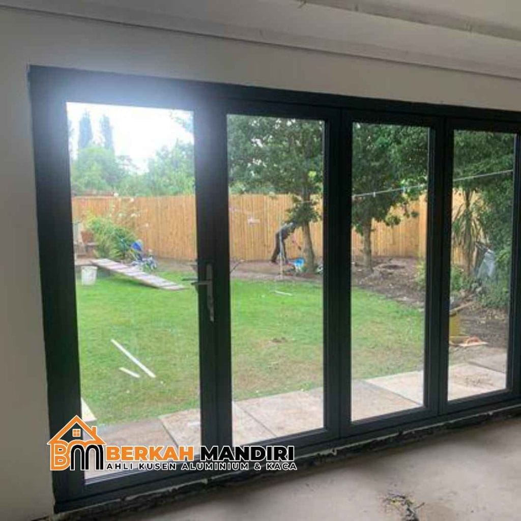 Tukang Spesialis Jendela Aluminium Custom di Jakarta Pusat