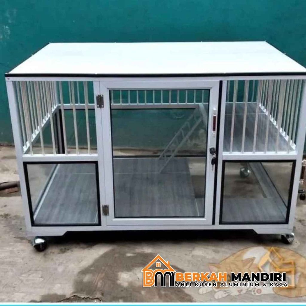Pesan Kandang Kucing Kaca Aluminium Custom di Bekasi Timur