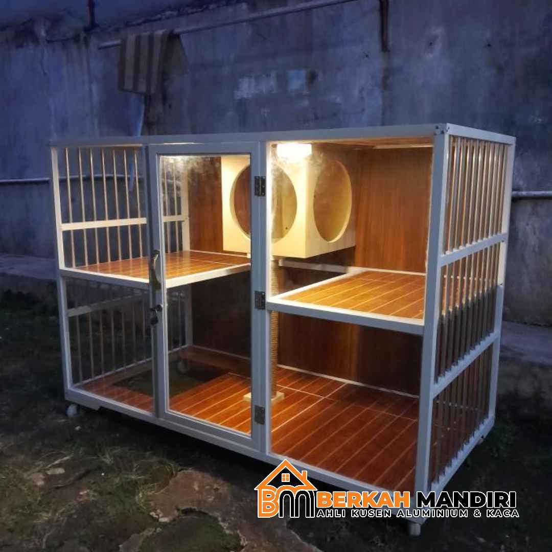 Pesan Kandang Kucing Kaca Aluminium Custom di Bekasi Timur