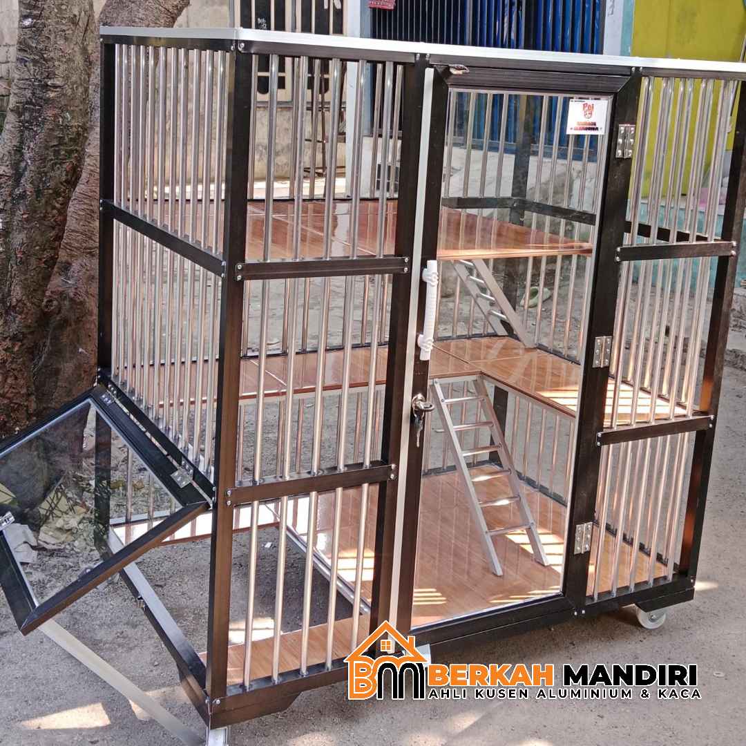 Bikin kandang kucing bahan aluminium dan kaca di Jakarta Timur