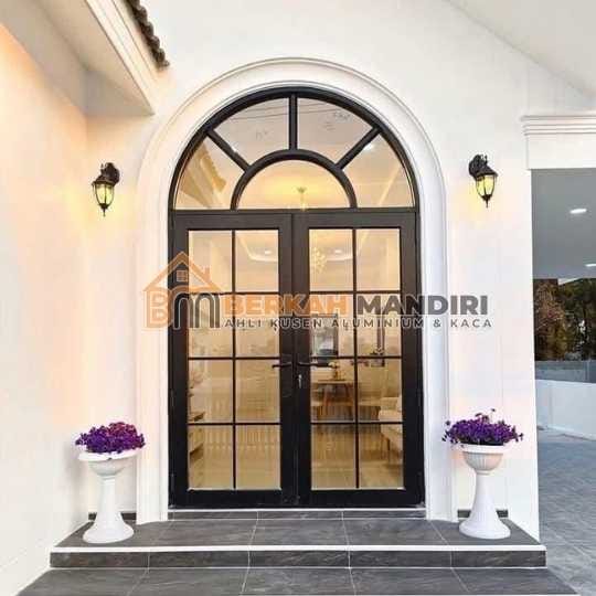 Kusen aluminium lengkung