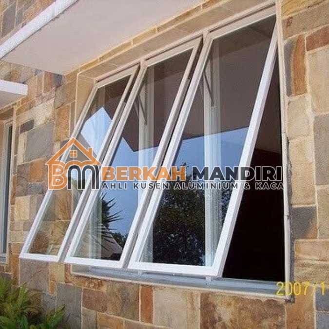 Kusen jendela aluminium Bekasi Utara minimalis model jungkit modern