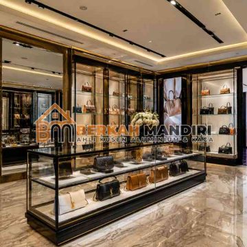 etalase kaca untuk tas Jakarta model butik mewah etalase kaca untuk tas Jakarta model butik mewah
